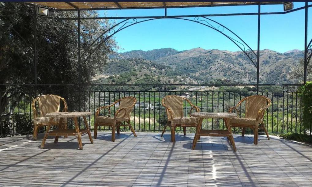 Gaggi Taormina Villa Ibiscus Alcantara מראה חיצוני תמונה