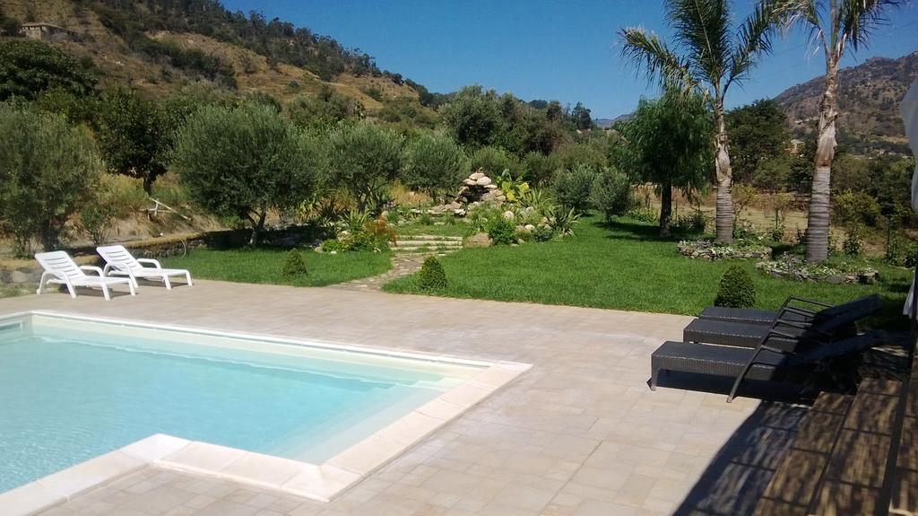 Gaggi Taormina Villa Ibiscus Alcantara חדר תמונה